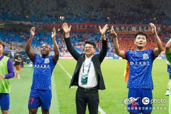 中间人先生第一季免费观看