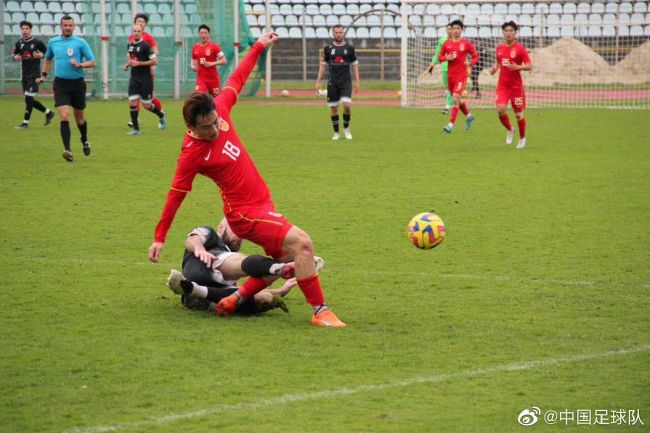 在办公室狂cao丝袜老师h文